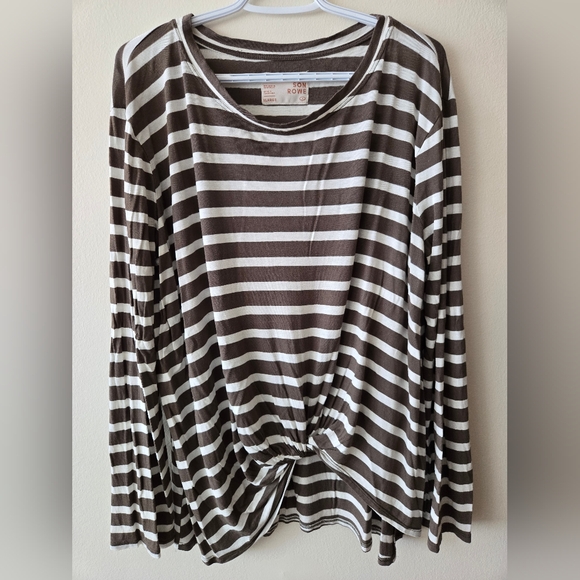 Jackson Rowe Tops - Jackson Rowe XL Khaki Green & Cream Striped Knotted Front Long Sleeve Top